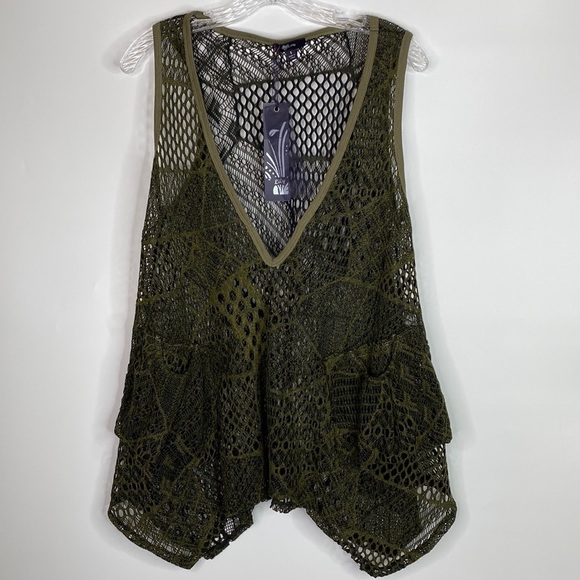 Lilly By Firmiana Green Boho Crochet Vneck Sleeveless Top Small NWT - Picture 1 of 11